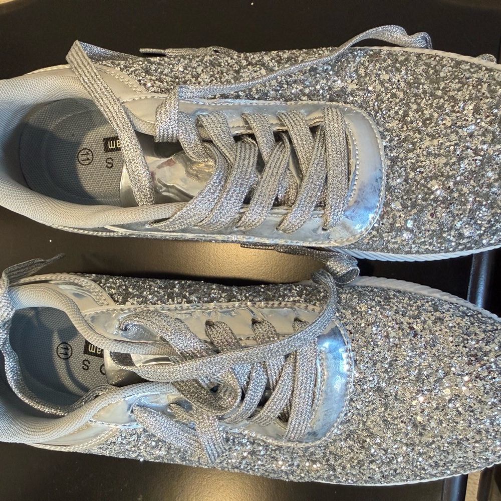 Women's Silver Glitter Lace-Up Sneakers